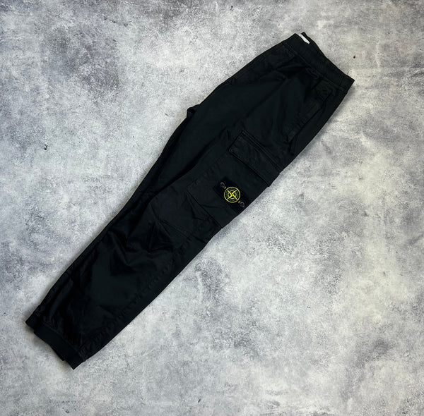 Stone island AW22 black cuffed cargo trousers