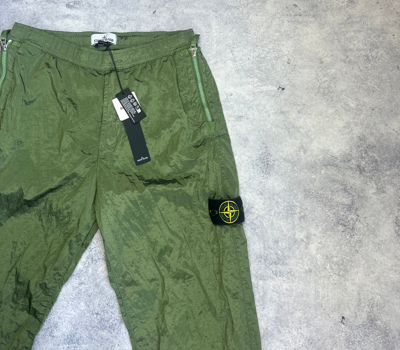 Stone island SS23 sage green nylon cargo trousers