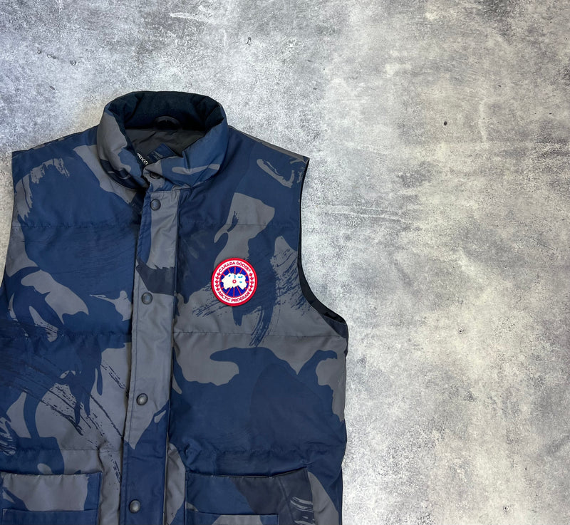 Canada goose blue camo freestyle gilet