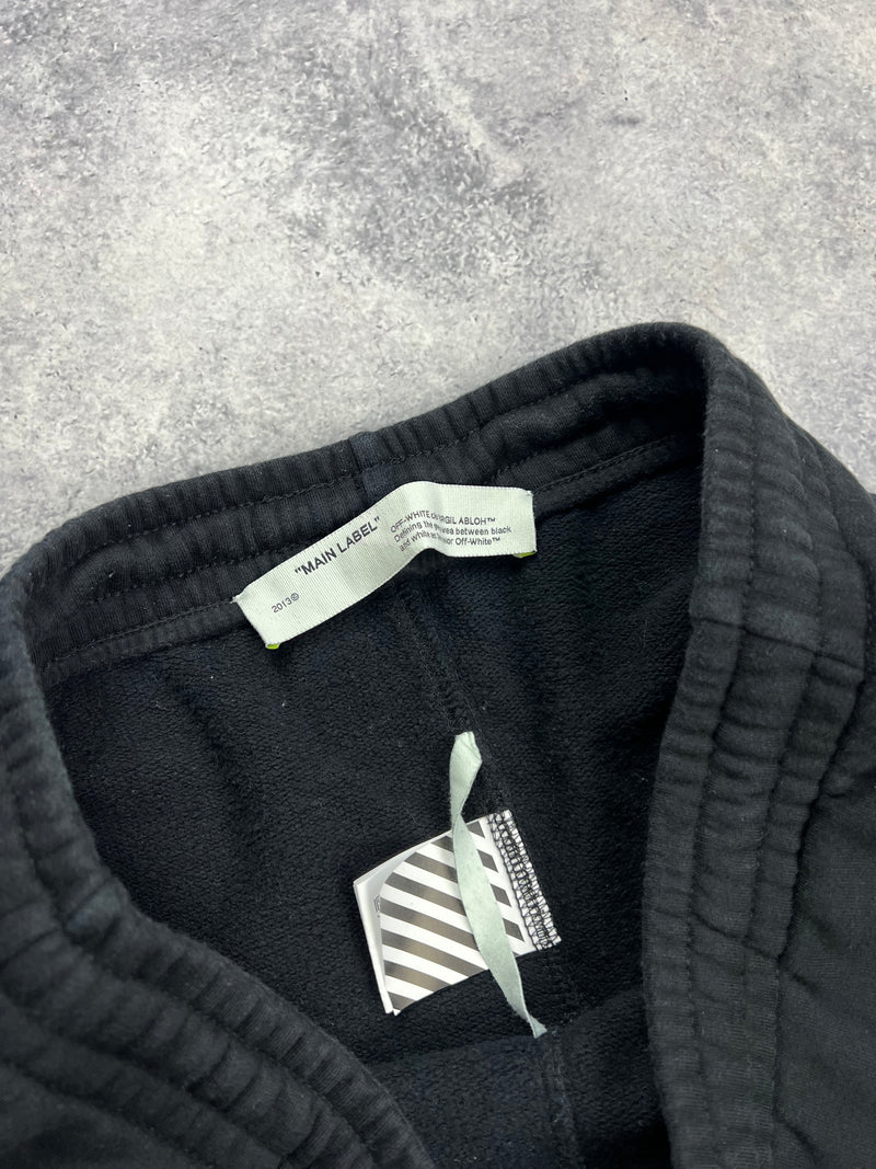 Off-white airport tape black arrow shorts