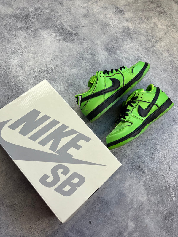 Nike SB dunk low x powerpuff girls buttercup size UK 8 / US 9